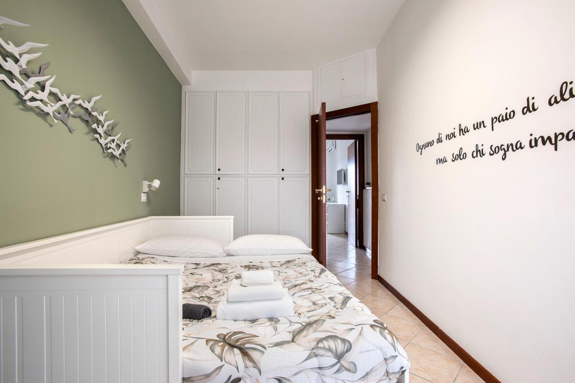 Stylish & Cozy - 5 Star Location- Balcony - City View Rome Extérieur photo