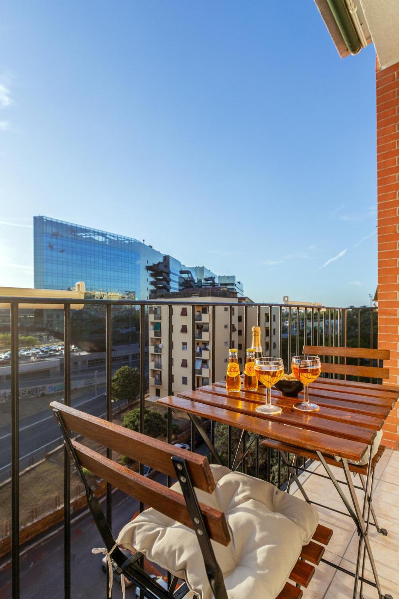 Stylish & Cozy - 5 Star Location- Balcony - City View Rome Extérieur photo