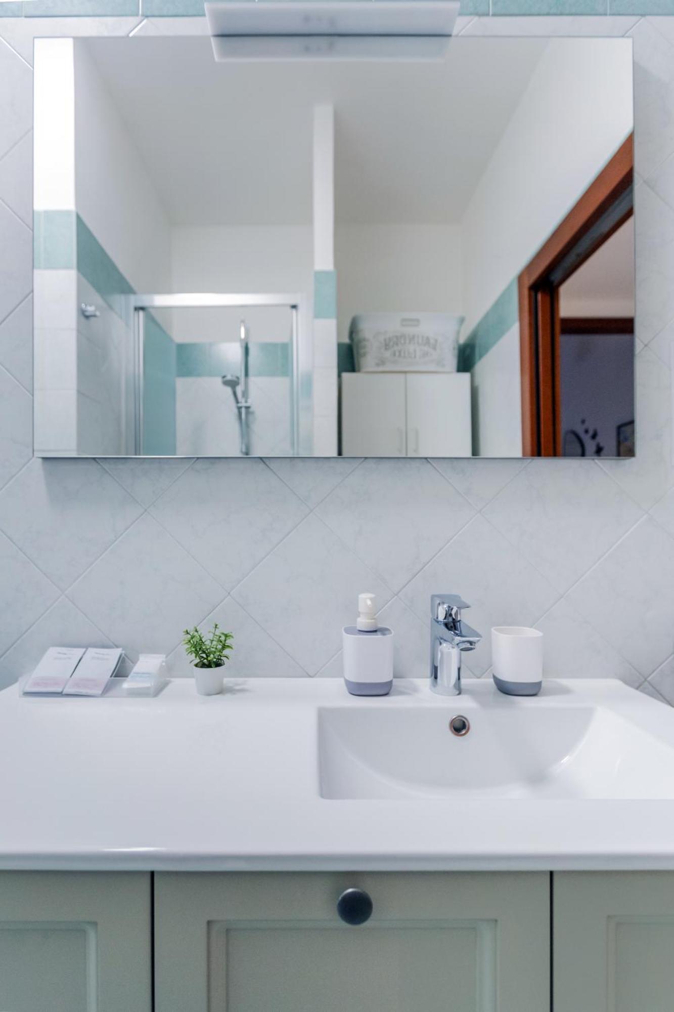 Stylish & Cozy - 5 Star Location- Balcony - City View Rome Extérieur photo